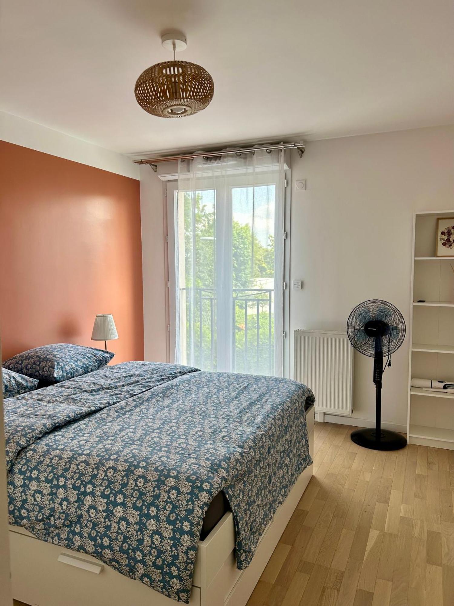 Elegant Appartement Minimaliste Entre Paris Et Disney Нуази-ле-Гран Екстериор снимка