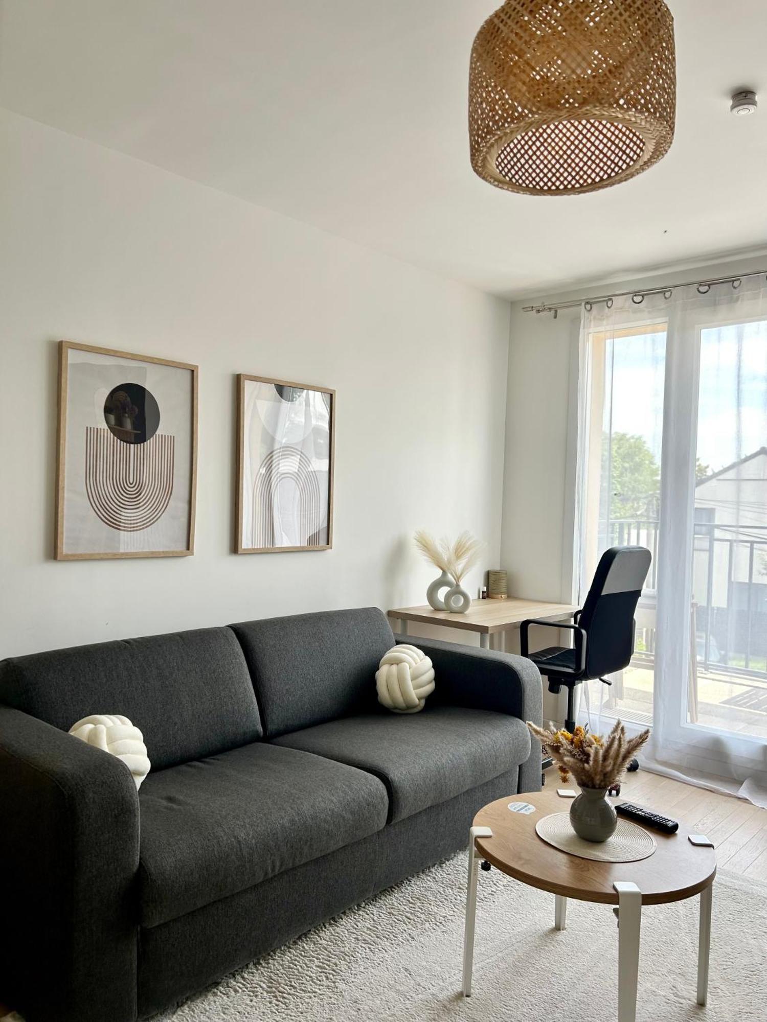 Elegant Appartement Minimaliste Entre Paris Et Disney Нуази-ле-Гран Екстериор снимка